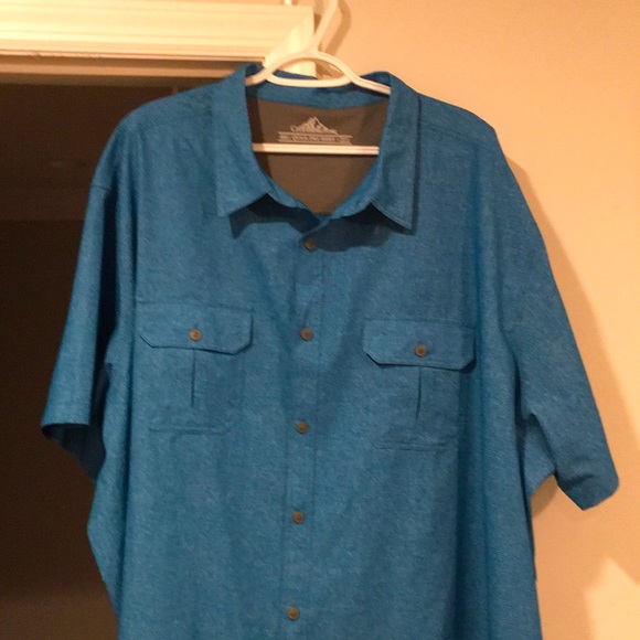 Croft and Barrow summer shirt. - Picture 1 of 5